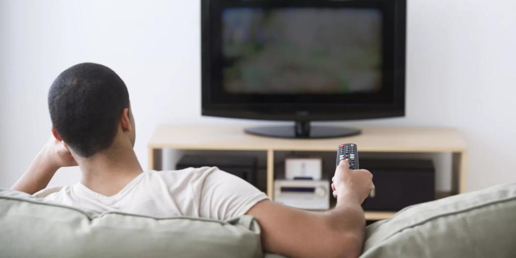 Regarder la télé