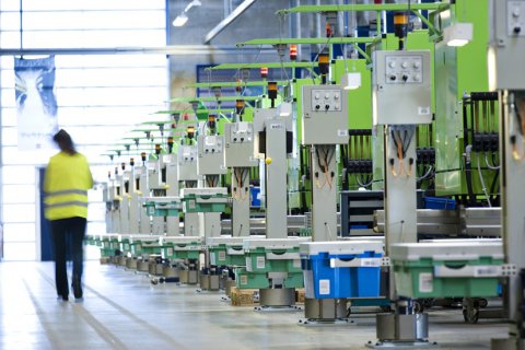  brique lego faisant la machine