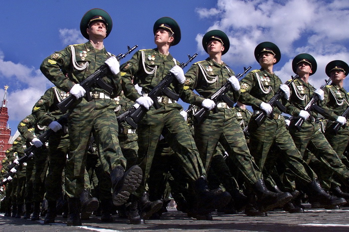 Soldats en marche