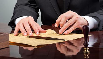procédure de création d'une personne morale brièvement