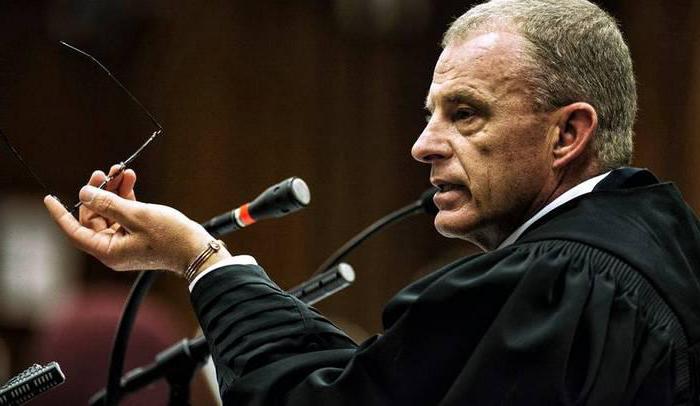 le procureur a le droit