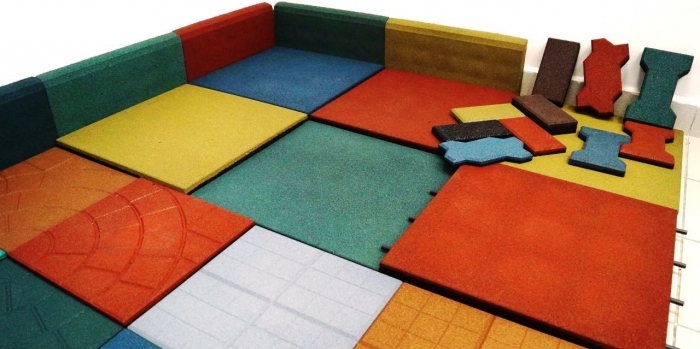 revues de production de miettes de caoutchouc