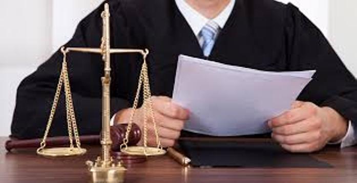 Décision de la Cour sur la privation des droits parentaux