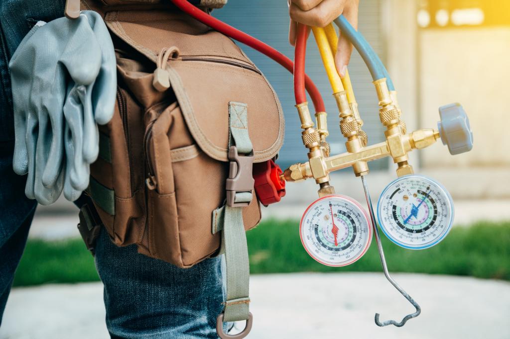 Différences entre contrats de travail et contrats de travail