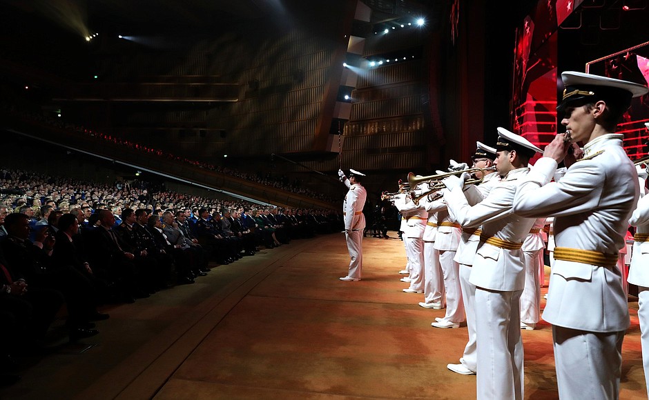 Concert pour le jour du défenseur de la patrie