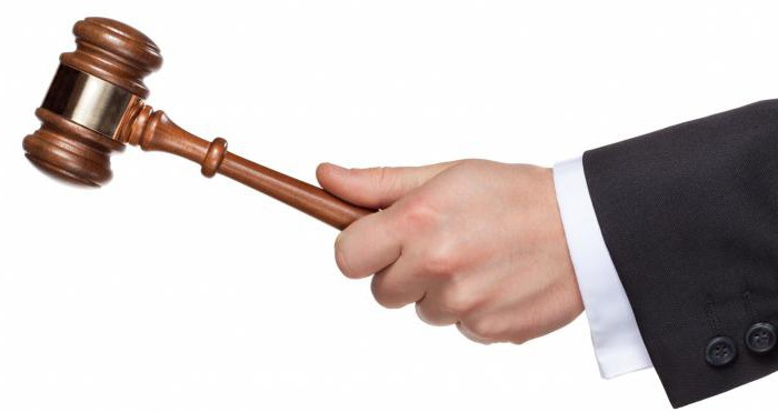 raisons de la non-comparution devant le tribunal