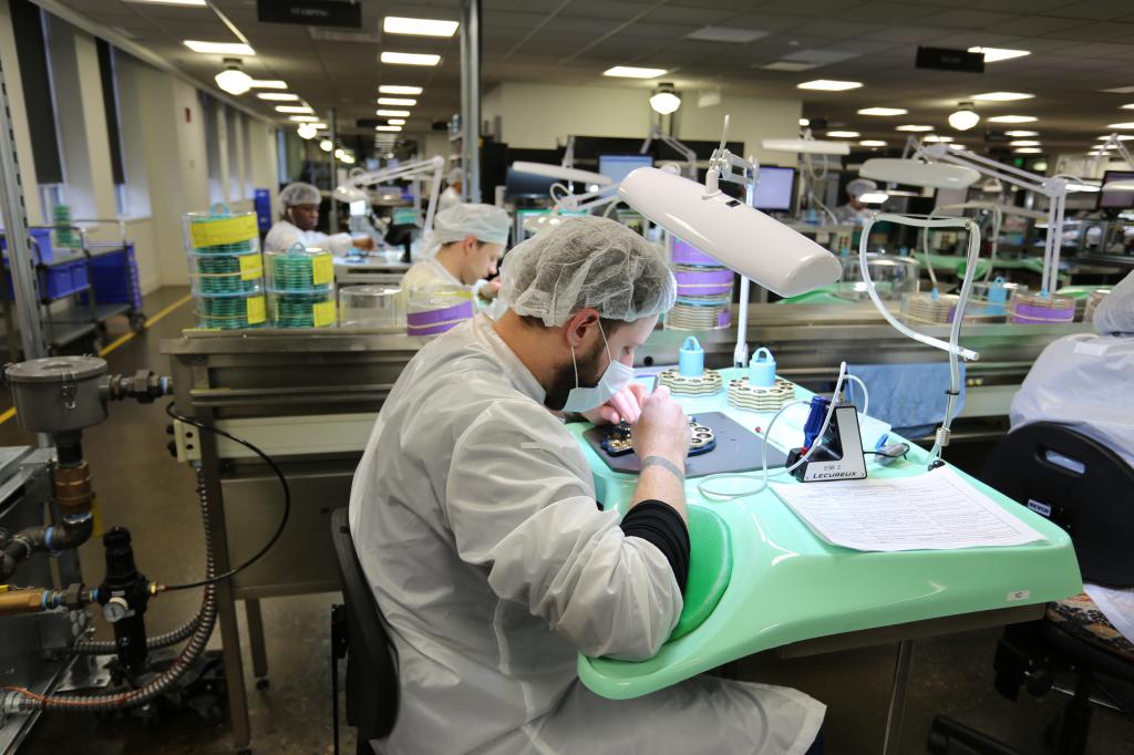 La certification des lieux de travail est-elle obligatoire?