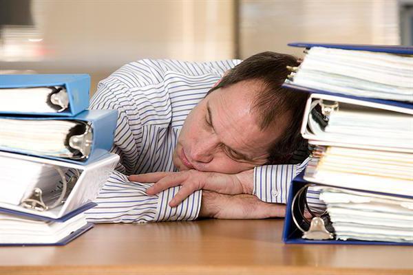 pourquoi les gens deviennent des bourreaux de travail