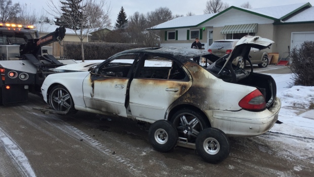 voiture incendiée