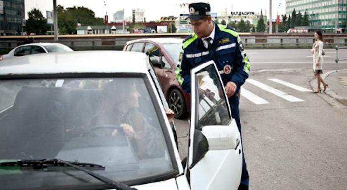 police de la circulation fine pour les salles sales
