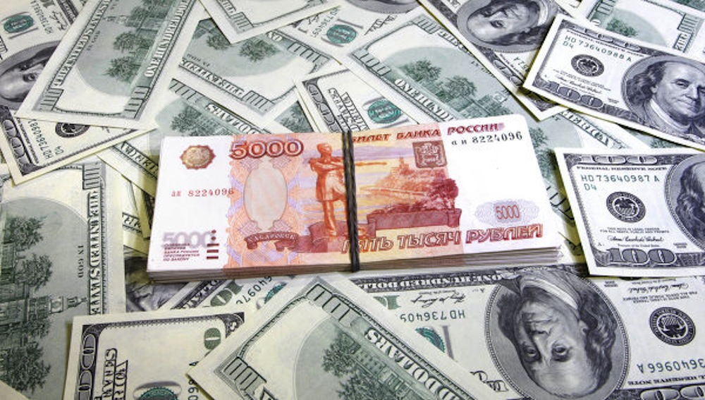 Qu'est-ce qui est soutenu par le rouble et le dollar?