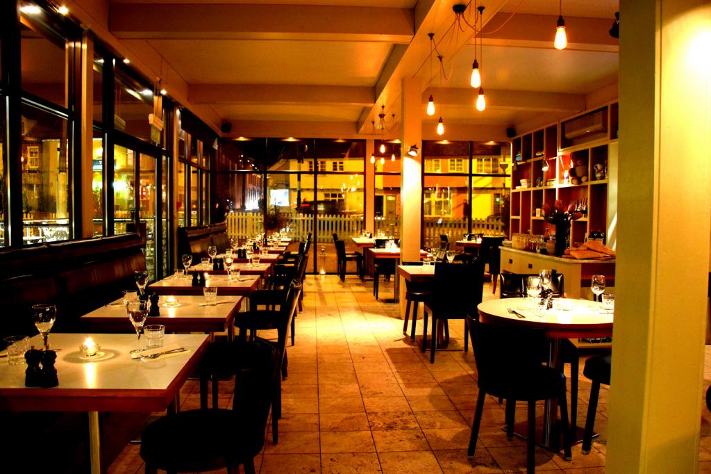 restaurant à l'intérieur