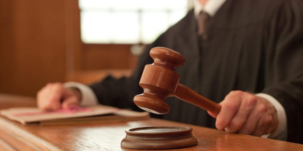 Décision du tribunal