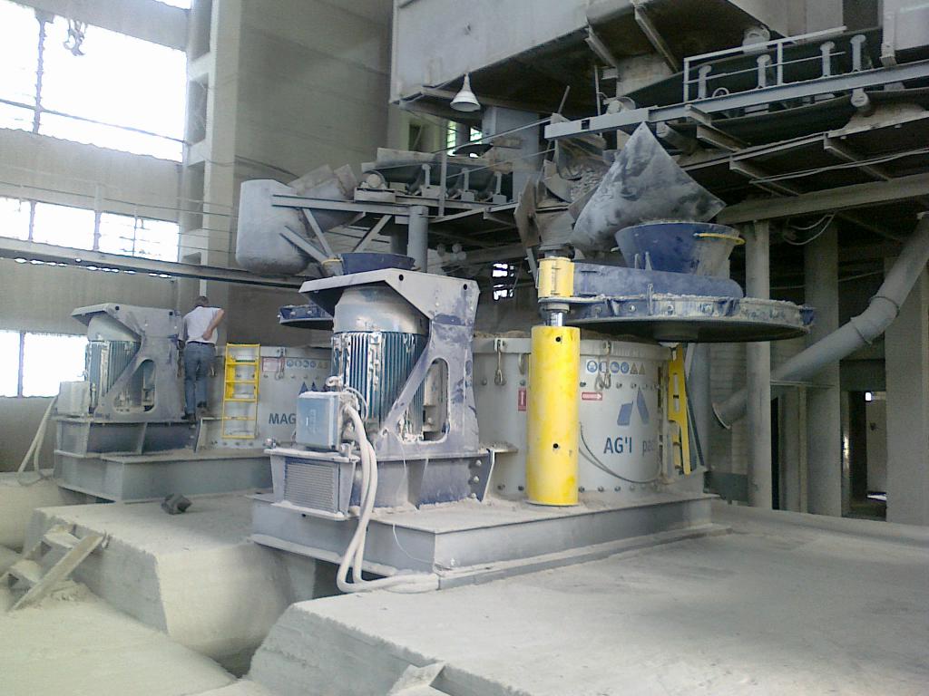 Equipement de production de ciment
