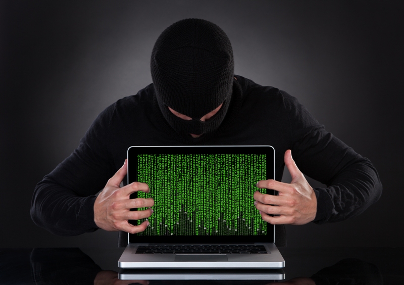 Intrus de la sécurité de l'information